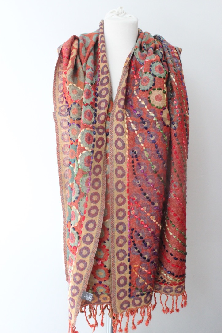 Wool embroidery drops orange WED012