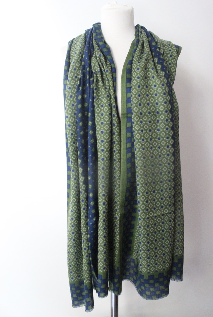 Chess TD royal blue grass green S069E