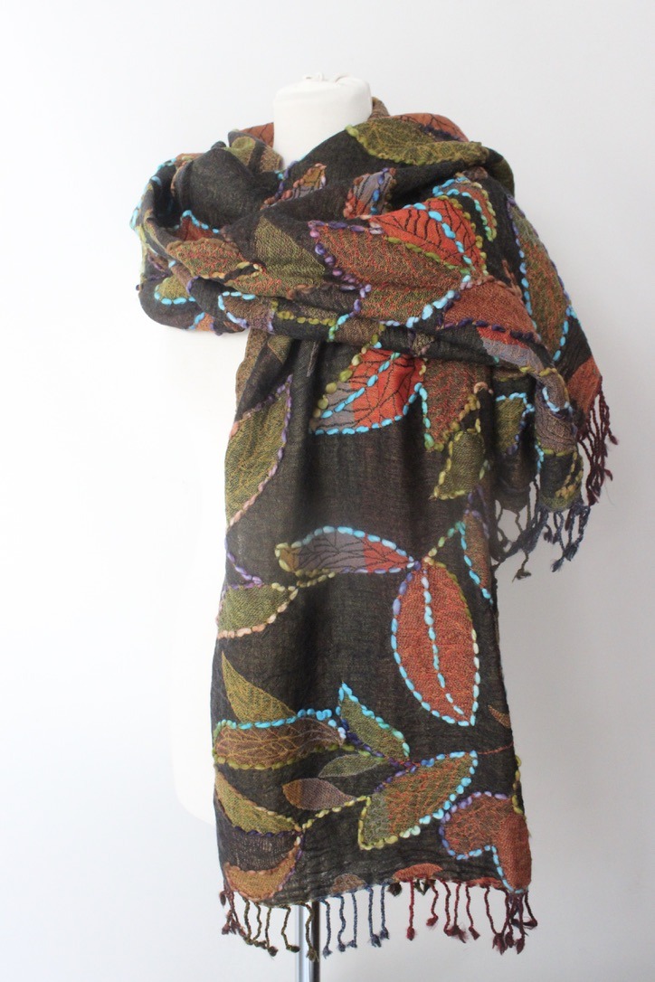 Wool embroidery plant olive green WEP014