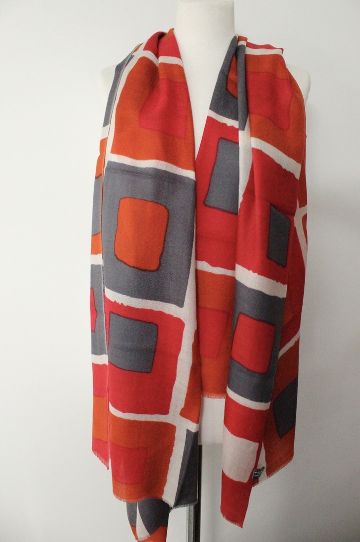 New cube White red orange grey S081C